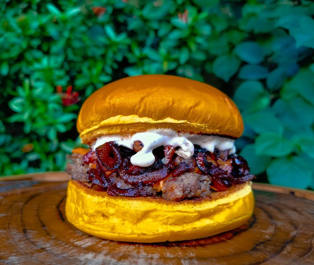 Hambúrguer com bacon